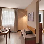Western 4*